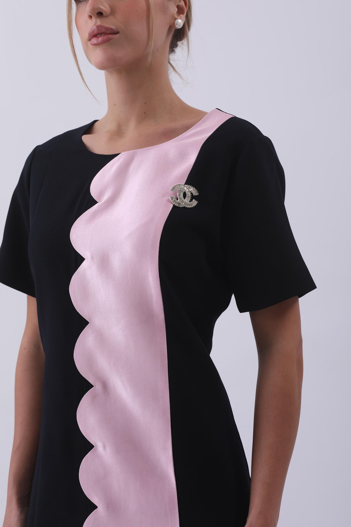 Blush Wave Contrast Midi Dress