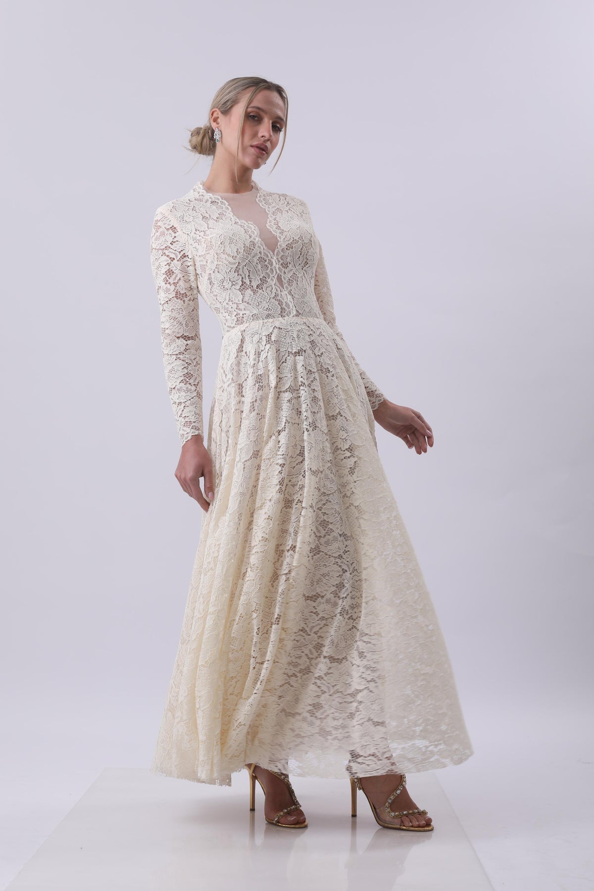 Vintage Lace Romance Gown